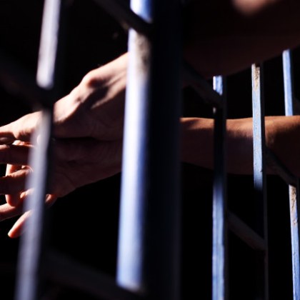 50 годишен мъж влиза в затвора 4 дни след като пребил