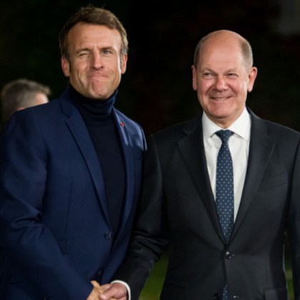 Слабата и неефективна политика на френския президент Еманюел Макрон и