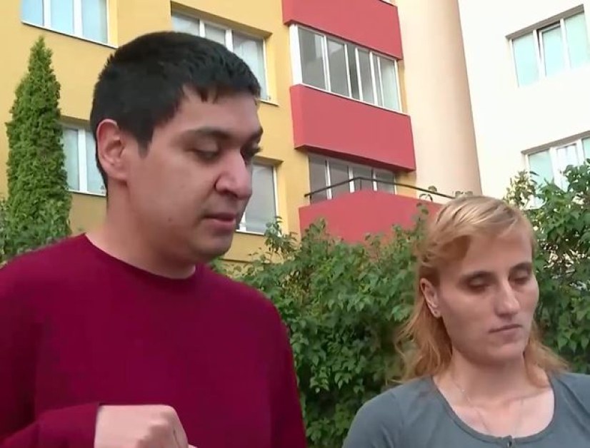 Незрящо семейство търси общинско жилище в София, нямало 