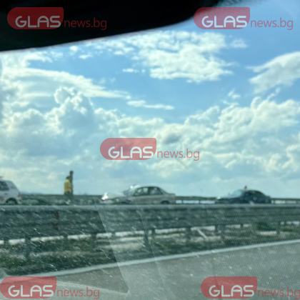 Две верижни катастрофи са настъпили и в двете платна на магистрала Тракия