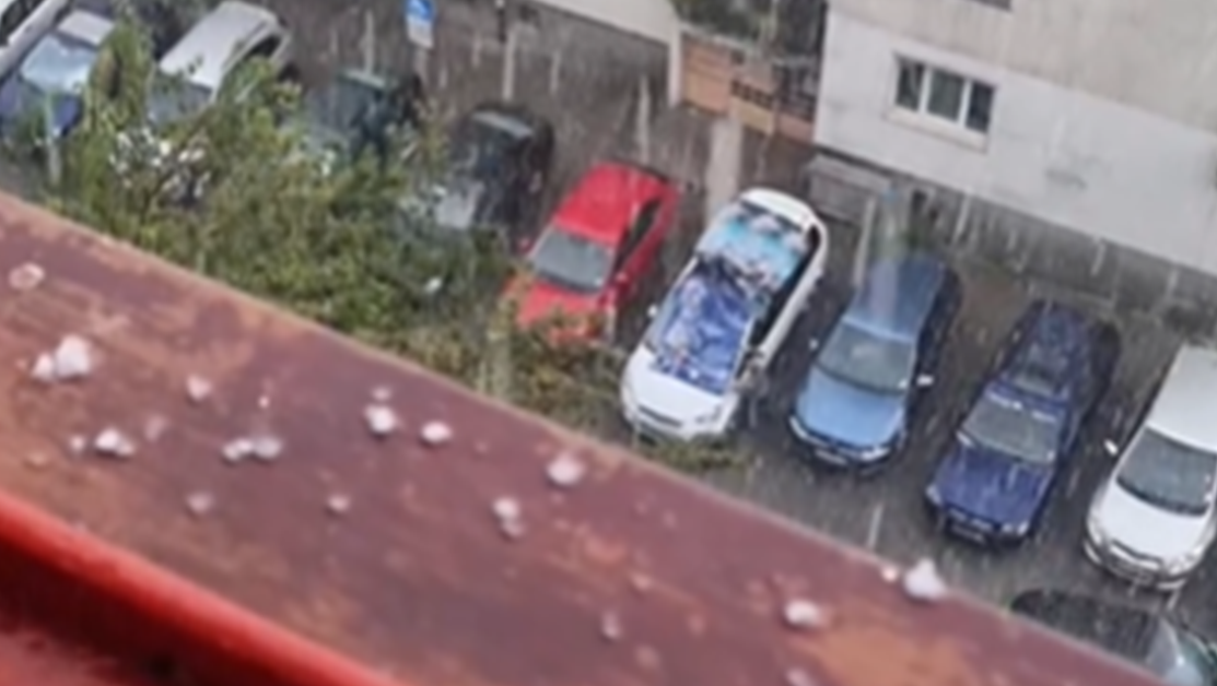 Градушка удари части от София ВИДЕО+СНИМКА