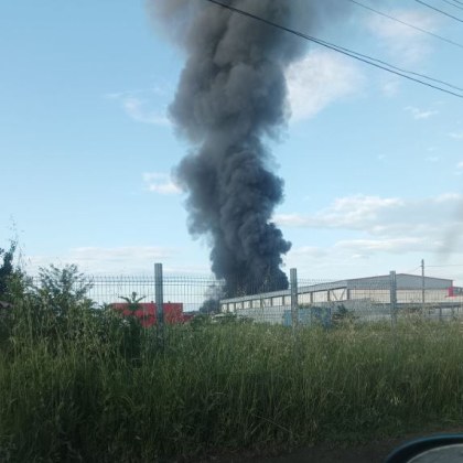 Пожар пламна в Граф Игнатиево СНИМКА