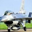 Гръцки офицер пристигна в Украйна, за да обучава пилоти за F-16