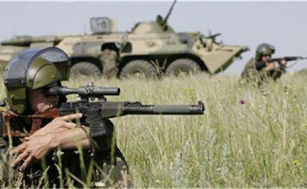 МО: България няма да праща военни в Украйна