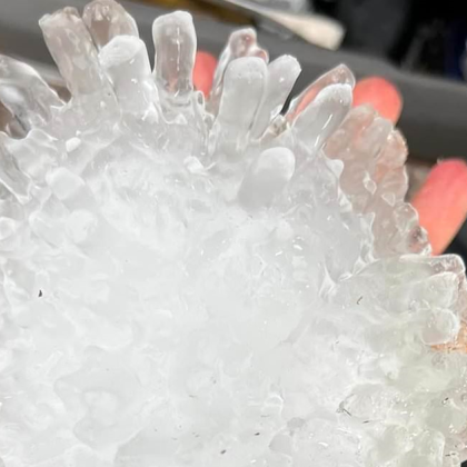 Торнадо преминало над Тексас донесе със себе си градушка Според