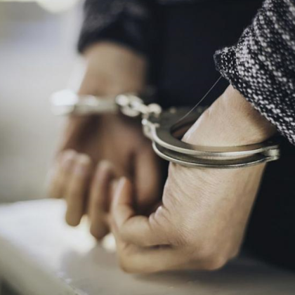 Жителка на Сопот бе задържана за вандалска проява Според предварителната информация