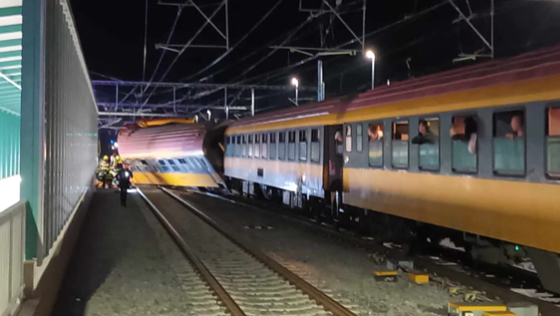 Няма данни за пострадали или загинали българи при влаковата катастрофа в Чехия