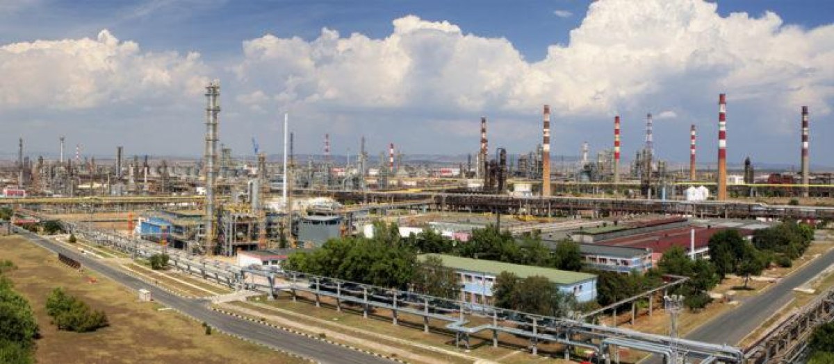 Паника в Бургас! Силна миризма на газ изплаши жителите му