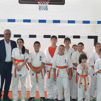 Нов физкултурен салон в ОУ Св Климент Охридски в Скутаре