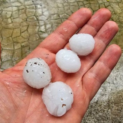 Във великотърновското село Шереметя падна градушка с размер на орех