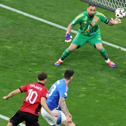 Албания шокира Италия и отбеляза ранен гол в мача между