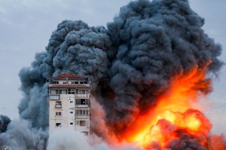 Осем израелски войници са убити при взрив в Газа