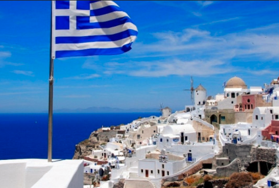 9 туристи починаха в жегите в Гърция, властите с предупреждение