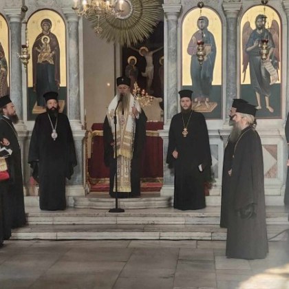 Пловдивският митрополит Николай откри изложбата Из църковното минало на Пловдивската
