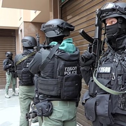 ГДБОП и ГД Гранична полиция разкриха организирана престъпна група за