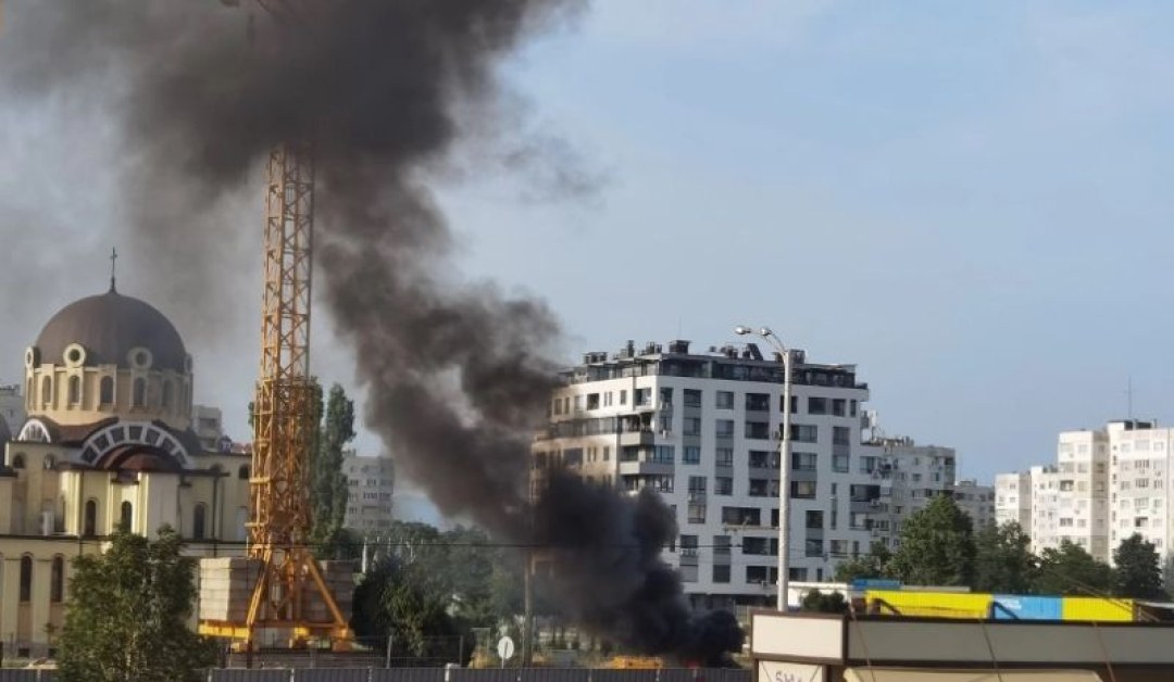 Пожар в новия участък от метрото в София