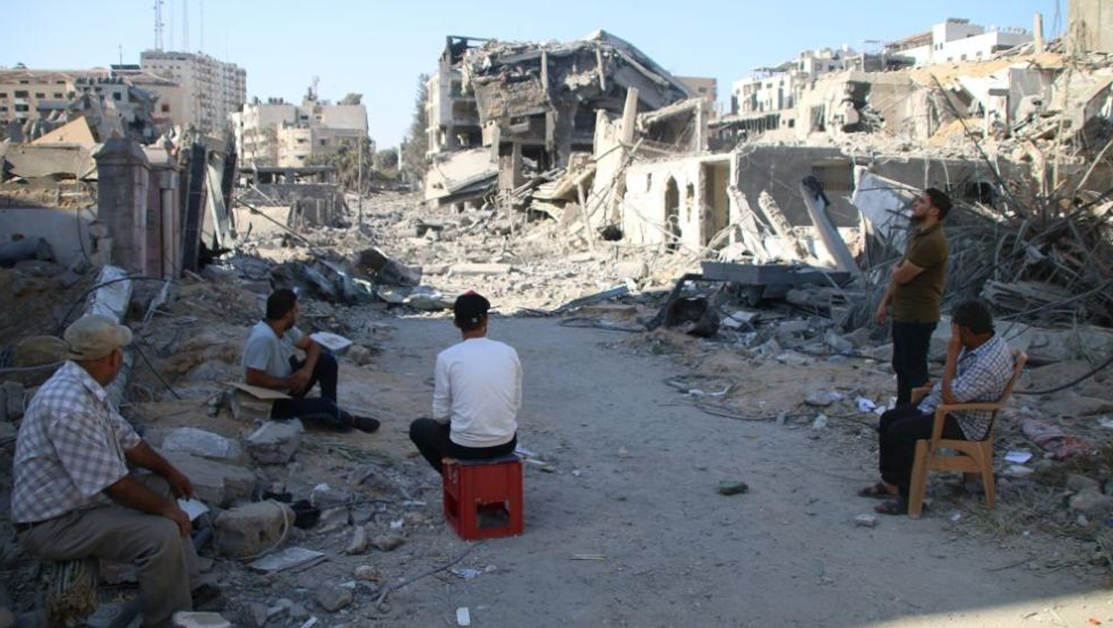 Най-малко 42-ма души са убити при мощни израелски бомбардировки в ивицата Газа