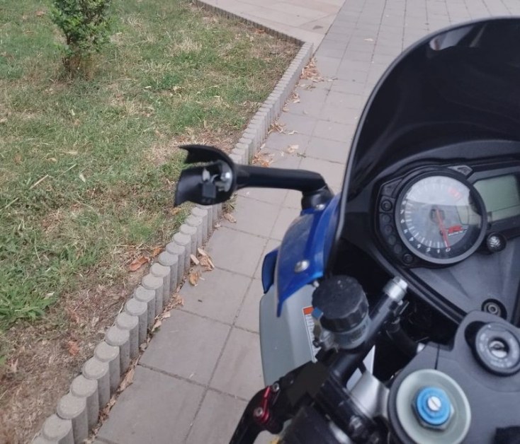 Голф блъсна мотоциклетист на пътя Ловеч - Плевен и избяга. Кой е шофьорът?
