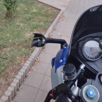 Черен голф е блъснал мотоциклетист на пътя Ловеч Плевен снощи