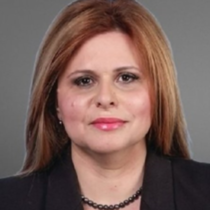Депутатът от ДПС Айсел Руфад е изключена от парламентарната група