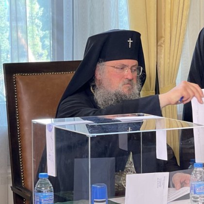 Гласуването за избор на патриарх на България приключи Пуснати са
