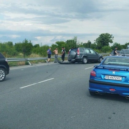 Катастрофа блокира движението по пътя Пловдив Пазарджик малко след Орта