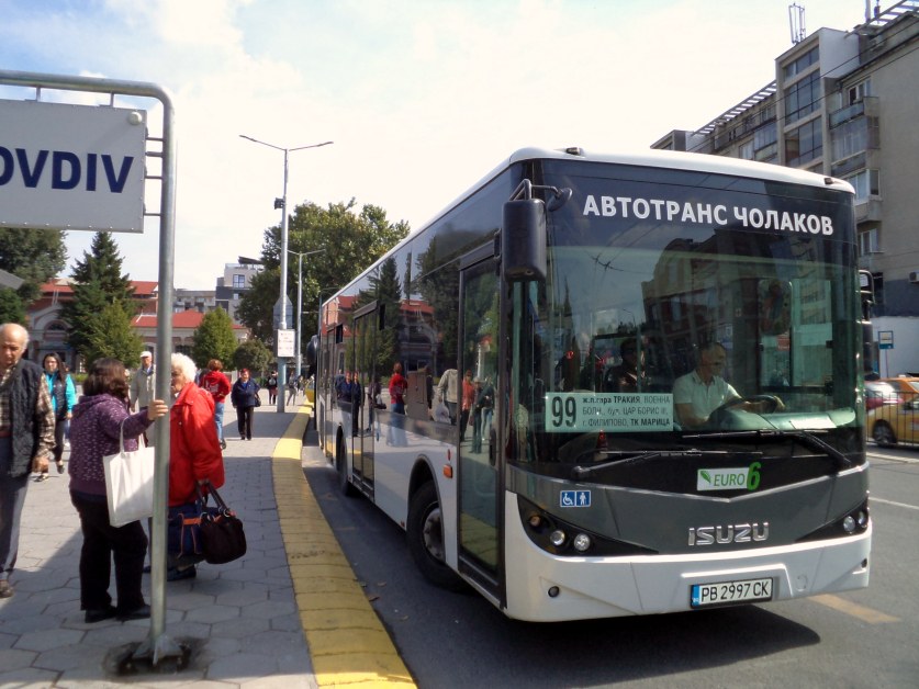 Кметът на Пловдив даде 30 дни на превозвачите или договорите се прекратяват