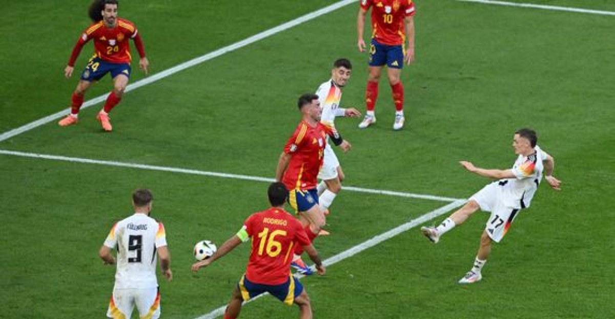 Испания пречупи Германия във финал преди финала