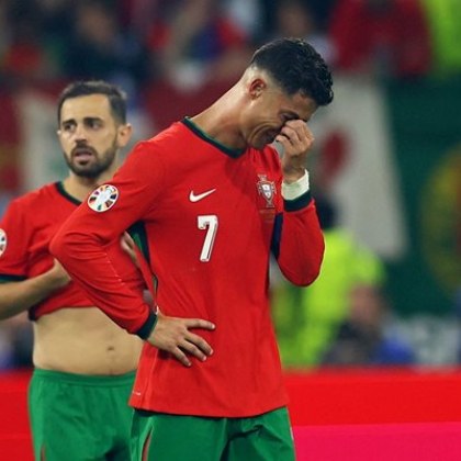 Сълзите на Кристиано Роналдо след пропуснатата дузпа срещу Словения продължават