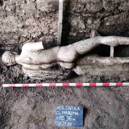 Гръцките медии отделят централно място на откритието на българските археолози