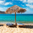 В Гърция поставили цени на шезлонгите и чадърите заради туристите с 
