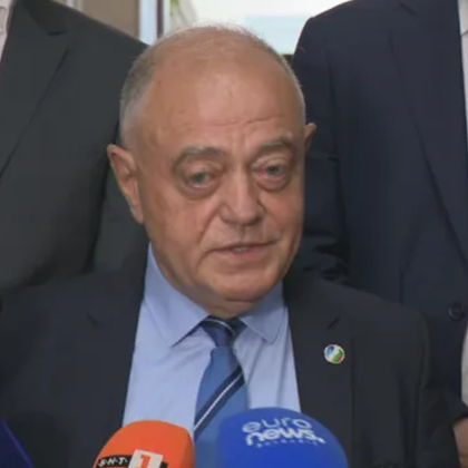 Изпълнителният съвет на Демократи за силна България изпрати своя резолюция