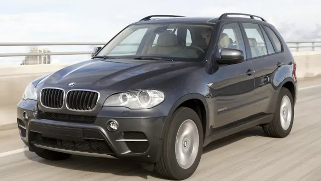 Собственик на BMW ще получи почти 2 млн. долара обезщетение за отрязан от врата пръст
