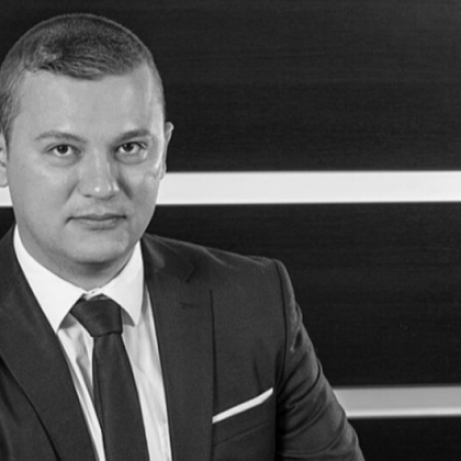 На 8 юли внезапно почина киберекспертът Светлин Илиев Скръбната вест съобщиха