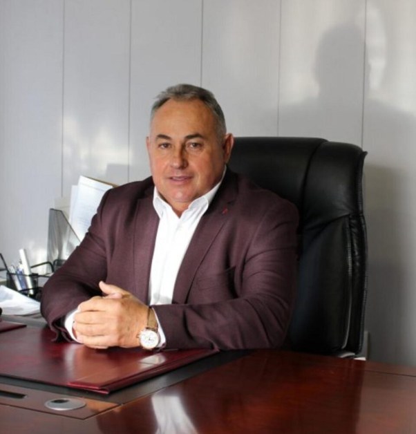 Искат оставката на кмета на Доспат НА ЖИВО