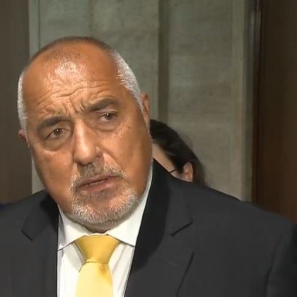 Лидерът на ГЕРБ Бойко Борисов коментира в кулоарите на парламента