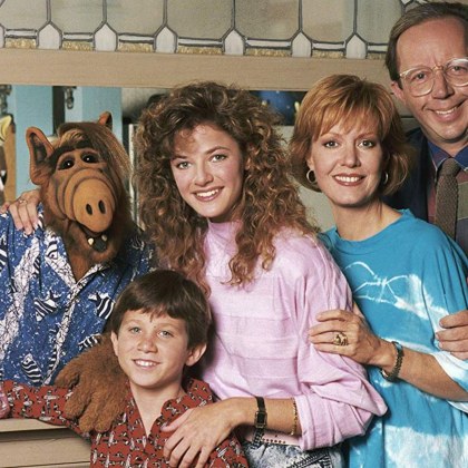 Един от героите от любимия на поколения сериал Алф