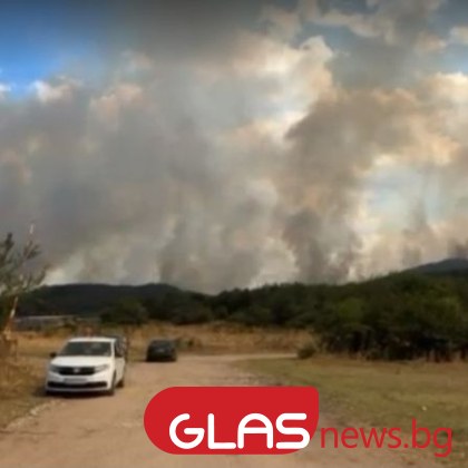 24 пожарни автомобила продължават да гасят пожарите в Пловдивско ВИДЕО