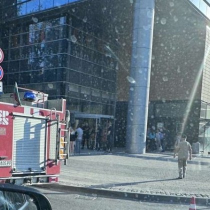 Пожар в пловдивски търговски център