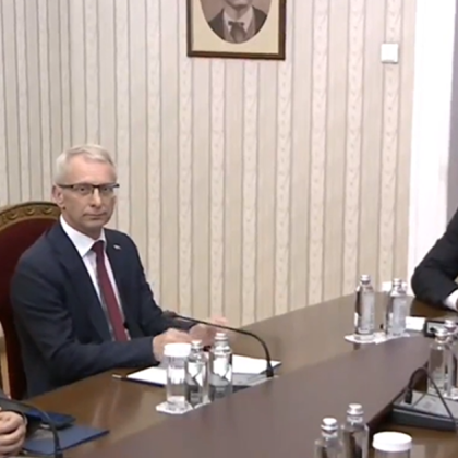 Приемането на 7 закона предшествани от нарочна декларация в НС