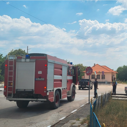 Областният управител на Пловдив поиска военна помощ за голям пожар СНИМКА