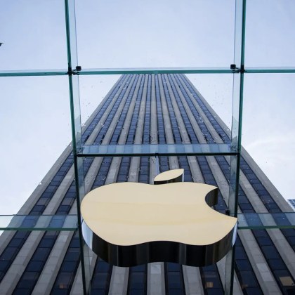Бивш служител на Apple предупреждава потребителите на iPhone да спрат