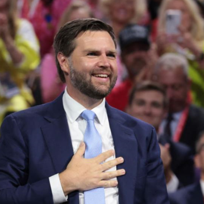 Кандидатът за вицепрезидент на Доналд Тръмп в изборната надпревара за