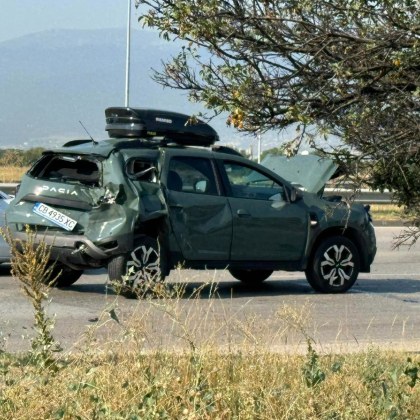 Катастрофа с три моторни превозни средства на бул Ботевградско Шосе