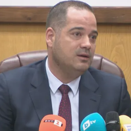 Спокойно премина нощта в село Воден Голяма част от пожара в