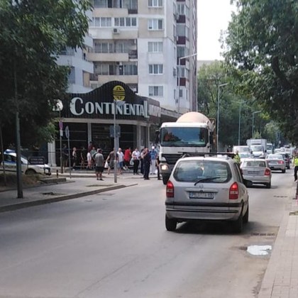 Около 12 10 ч в полицията е съобщено за пътен инцидент