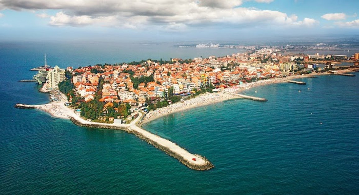 Пенсионери от Европа масово купуват имоти по Черноморието ни