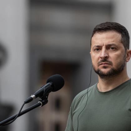 Зеленски: Невъзможно е да се прави сравнение между загубата на хора и загубата на територия