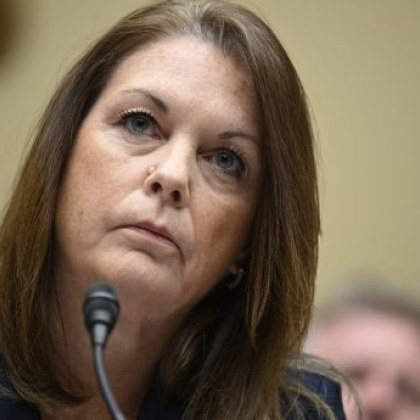 Директорът на Сикрет сървис Кимбърли Чийтъл подаде оставка Това се