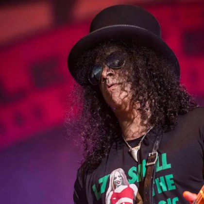 Китаристът от Guns n Roses сподели че доведената му дъщеря Люси Блу